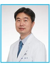 김범석